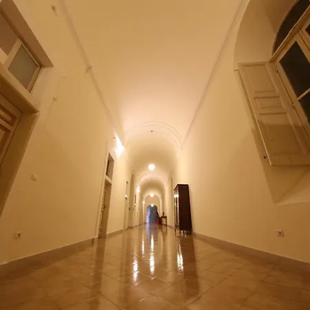 Virginrooms * Nápoles